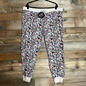 Vera Bradley far far away ditzy Darth Vader joggers